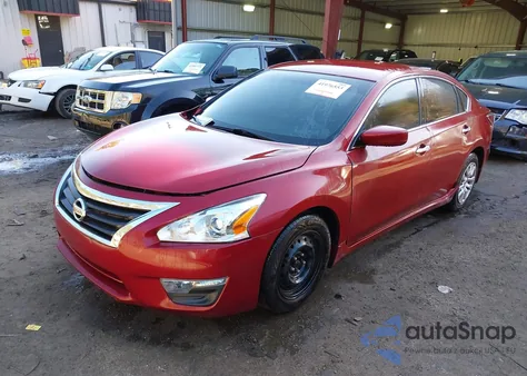 2014 Nissan Altima 2.5 S z USA, uszkodzony, nr VIN 1N4AL3AP8EC139183